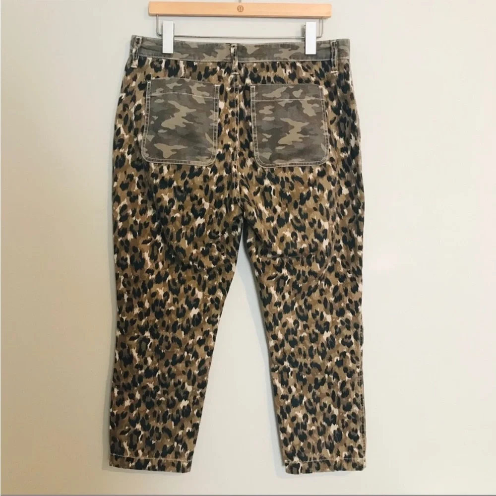 CURRENT/ELLIOT Camo Leopard Cropped Ankle Pants - Picture 8 of 14